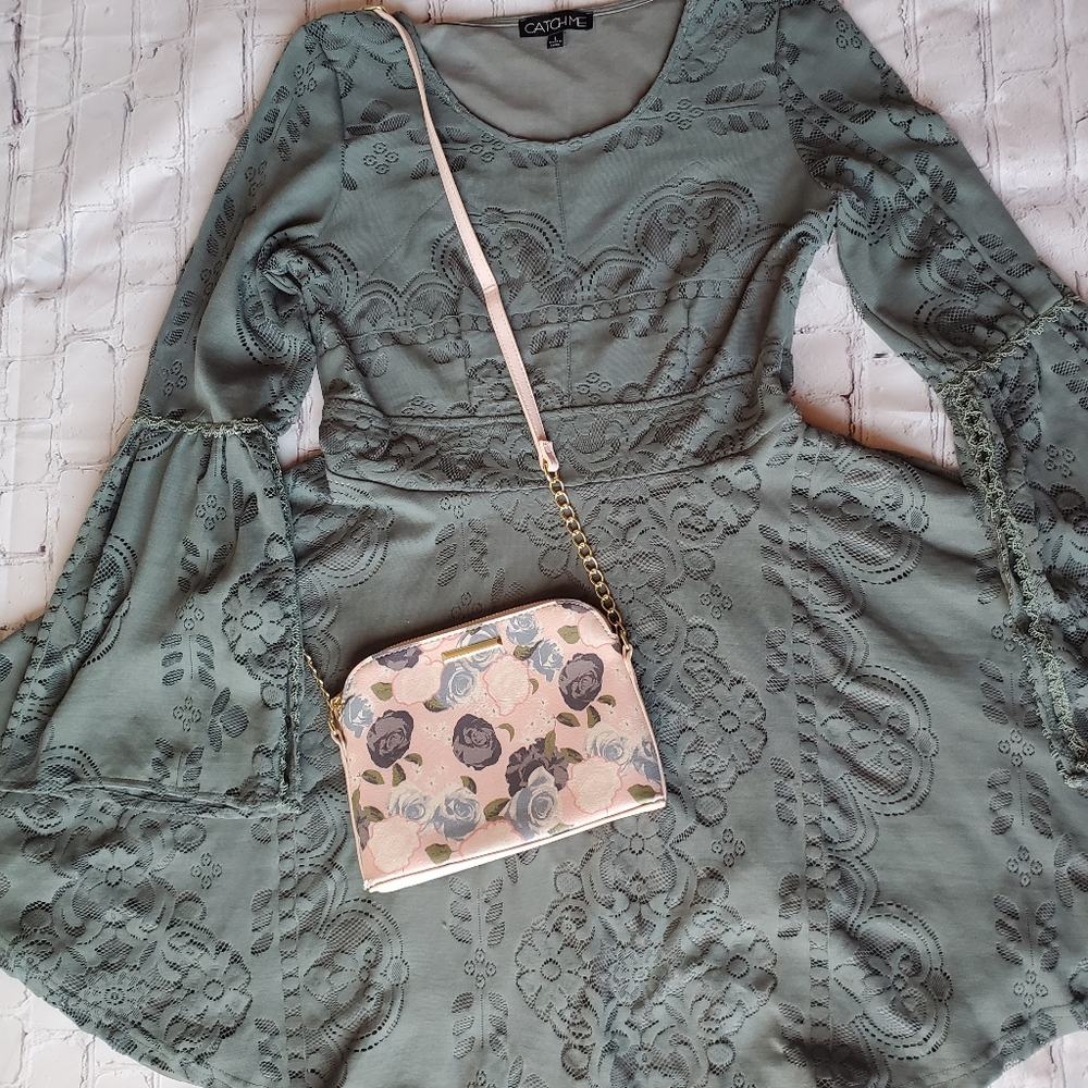 Olive Green Lace Dress Size: Large